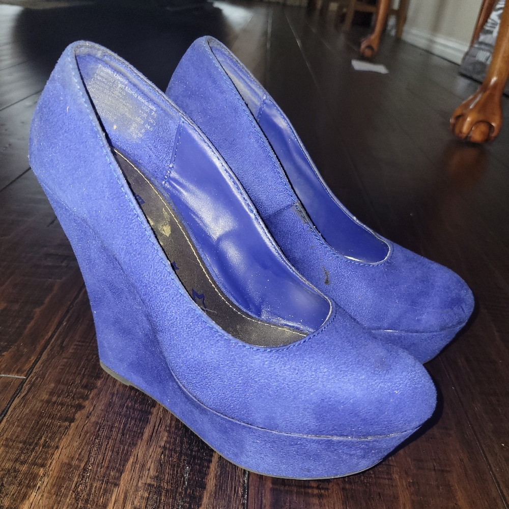 Brash Blue Wedges Shoes sz 7.5